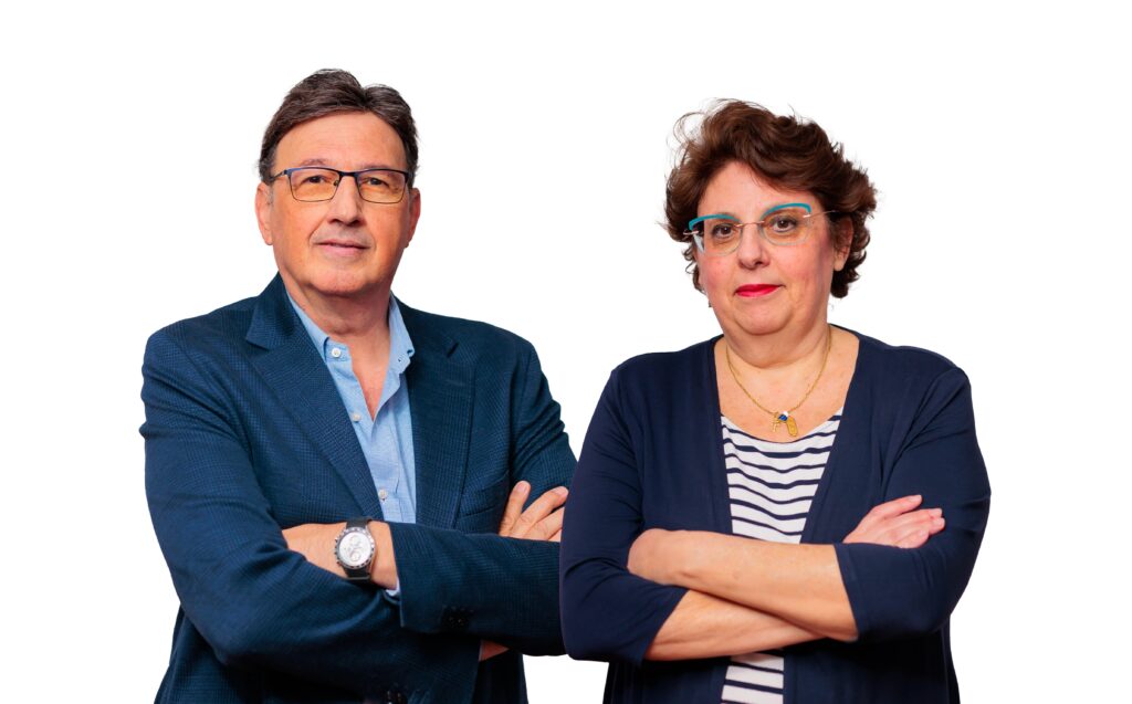 imagen de los autores de como datiles azules